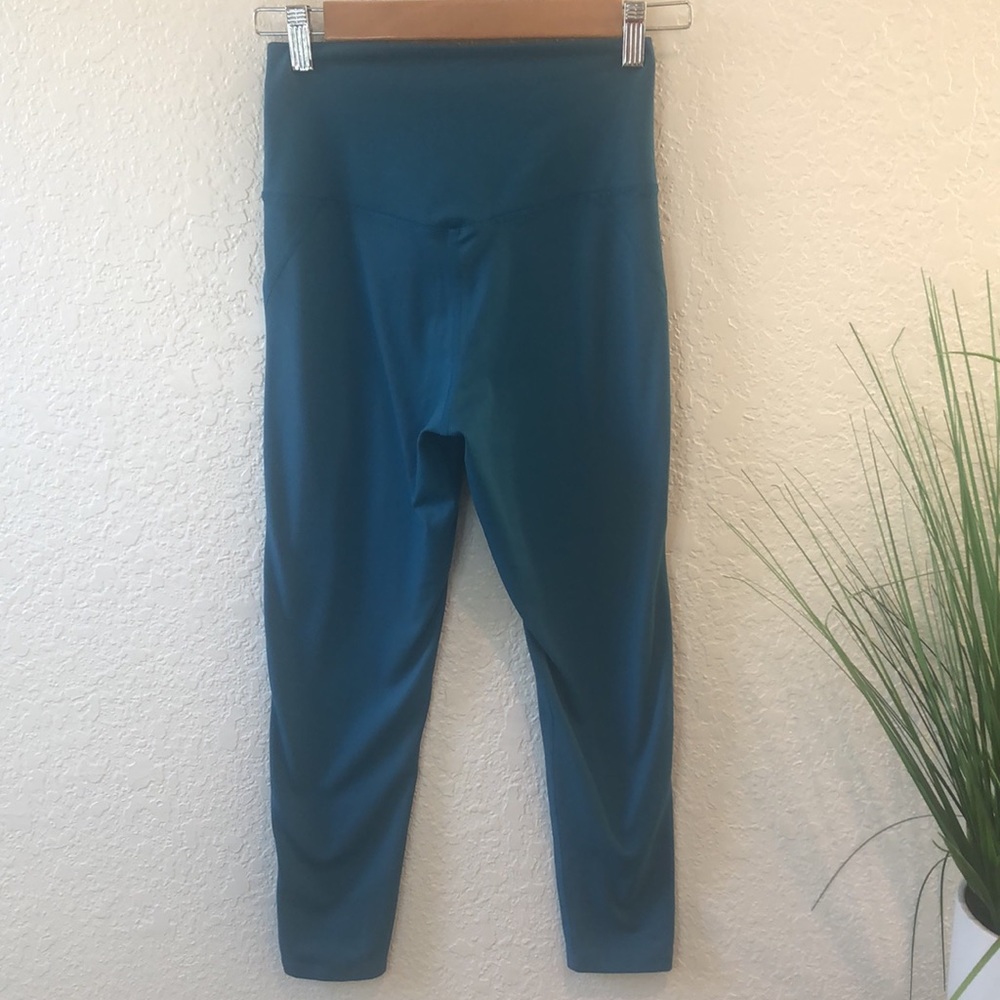 Girlfriend Collective Leggings aqua Turquoise teal color - Picture 10 of 13